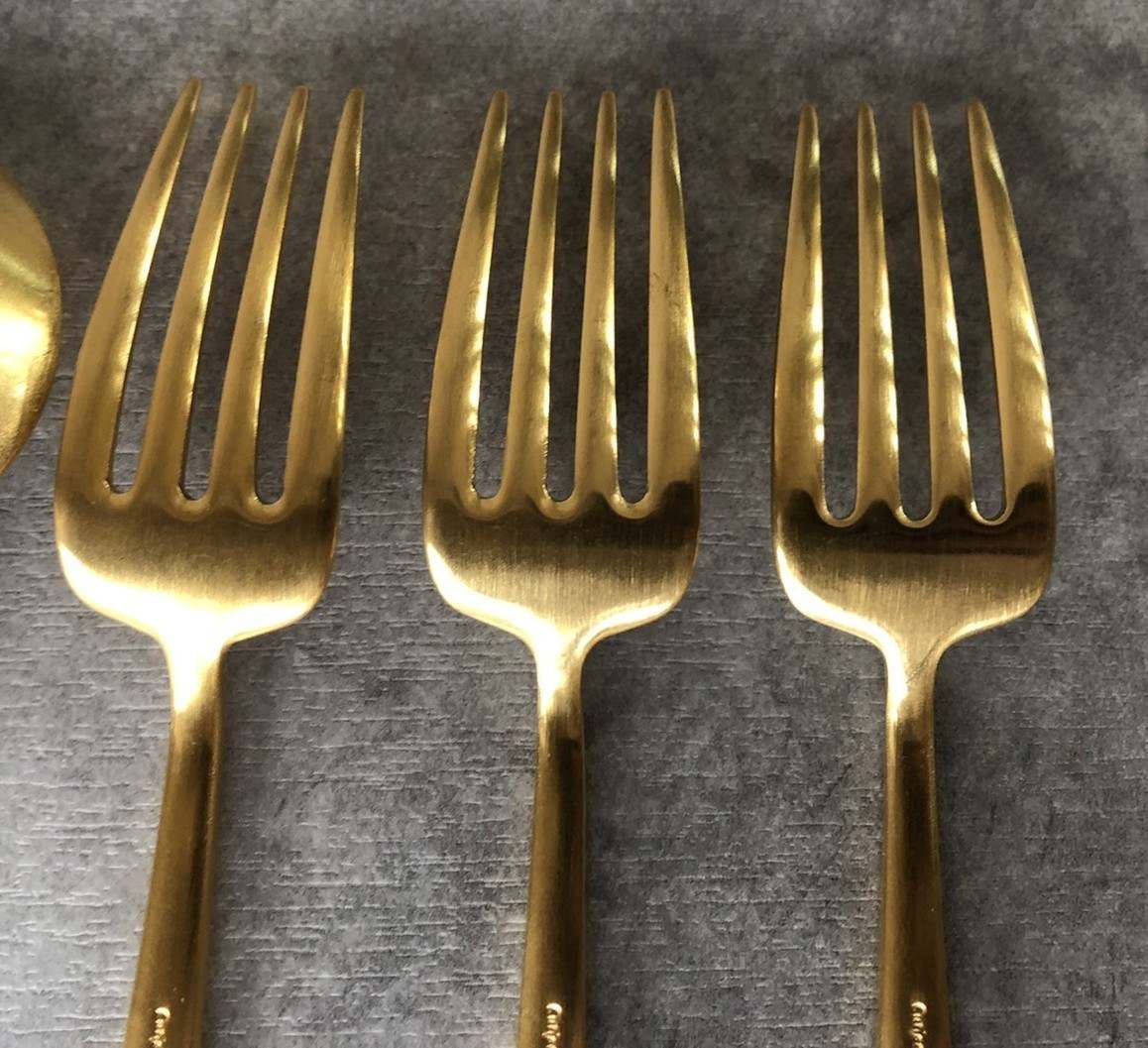 アウトレット品】Cutipol クチポール MOON マットゴールド デザート