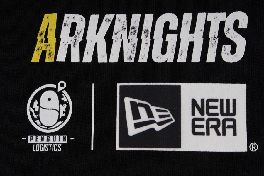 NEWERA×アークナイツコラボ皇帝ペンギン TシャツX Lサイズ 受注生産品 NEW ERA ×アークナイツコラボ 受注生産品 皇帝ペンギン Tシャツ