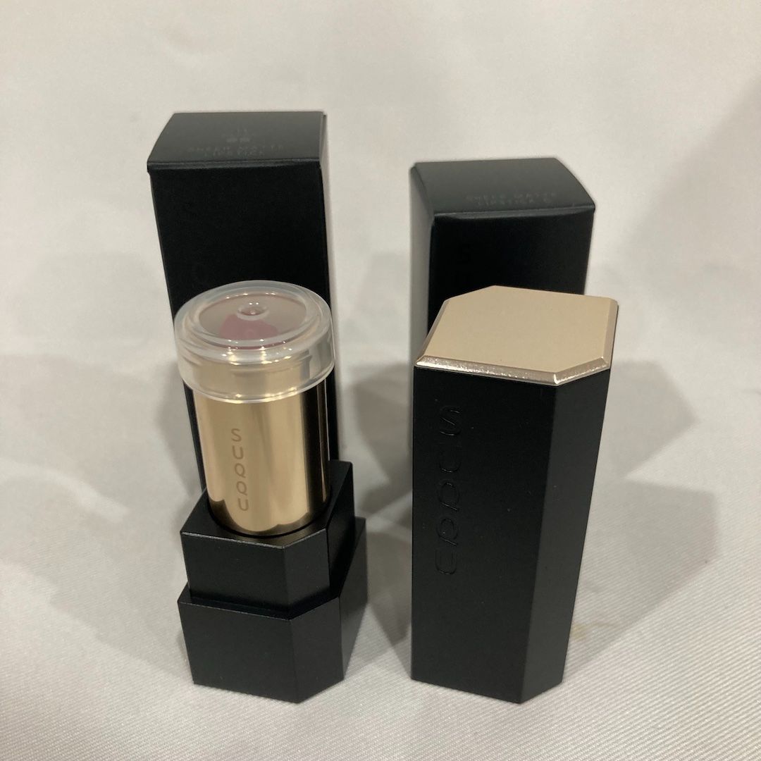 新品未使用 SUQQU スック シアー マット リップスティック 11 春雷 -SHUNRAI / シアー マット リップスティック C ※専用キャップ (402-2)