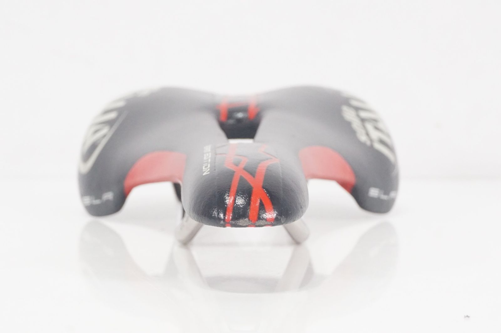 SELLE ITALIA 「セライタリア」 TEAM ショップ EDITION サドル