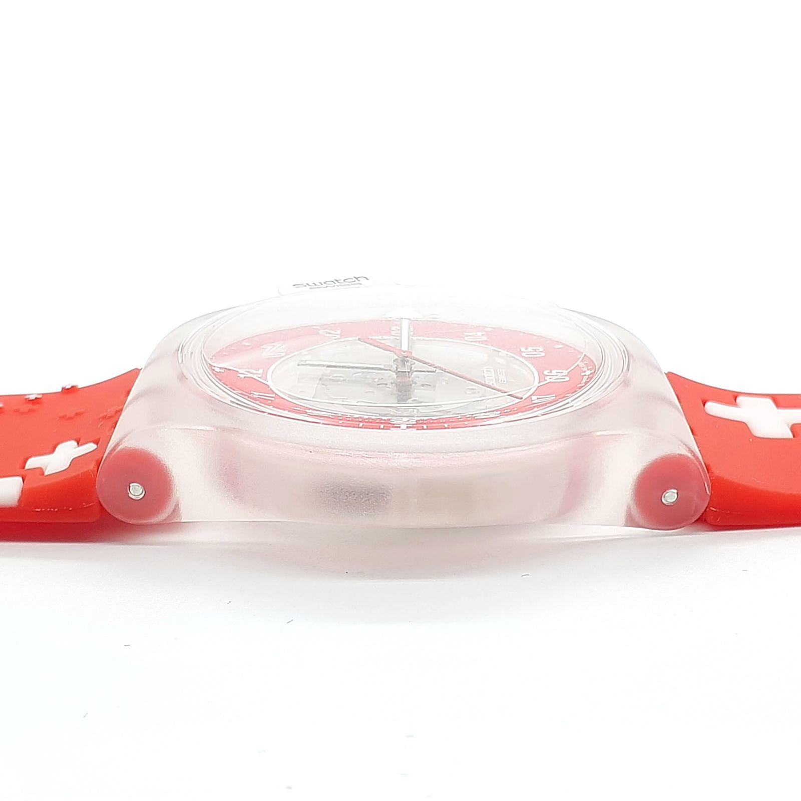 クリスマスデザイン　Swatch スウォッチ 時計 ホワイト/レッド Amazon | [スウォッチ] 腕時計 PRIMARILY RED SUSR407 レッド
