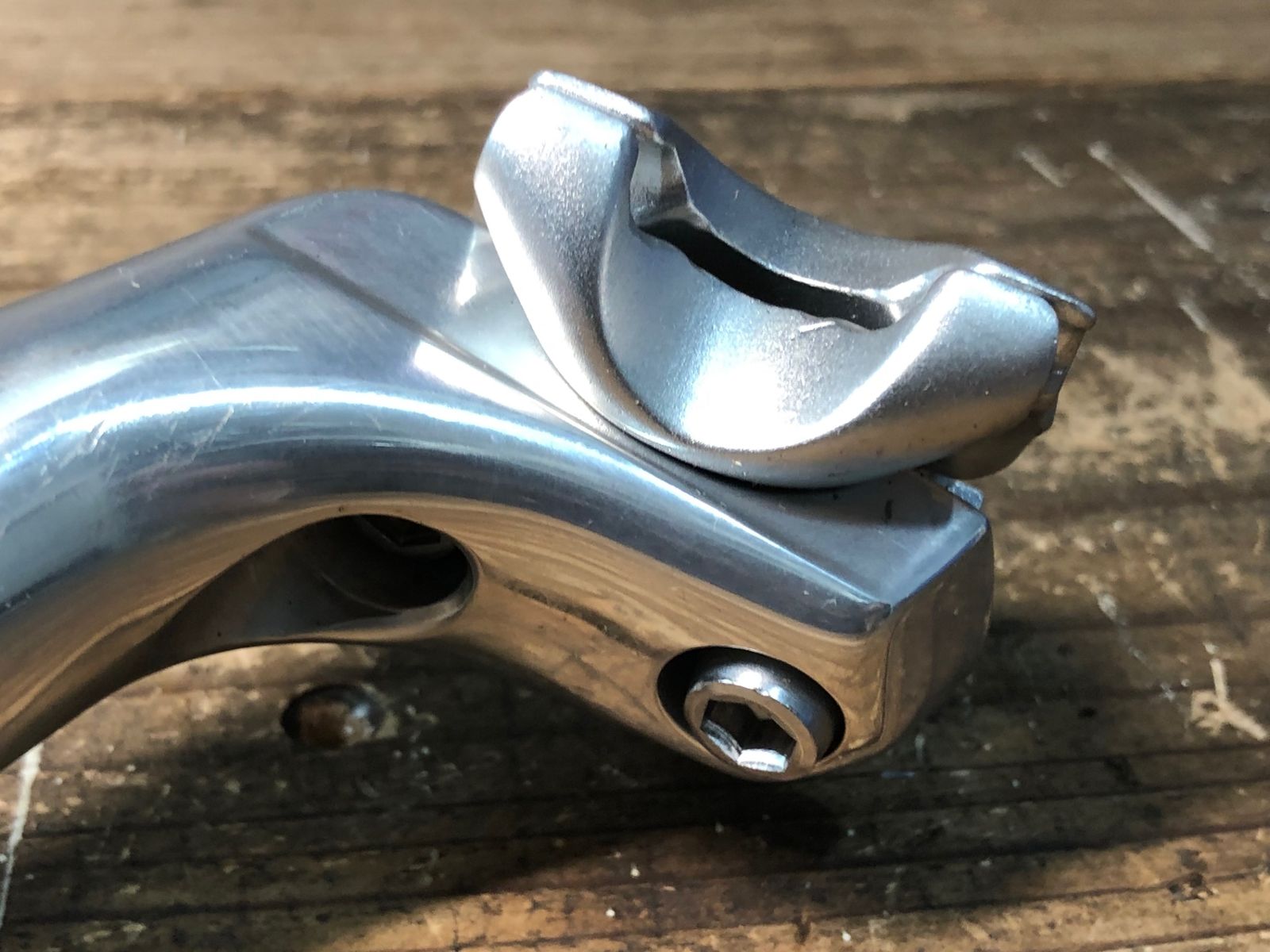 IZ543 日東 NITTO 83 シートポスト シルバー 実測250mm Φ27.2