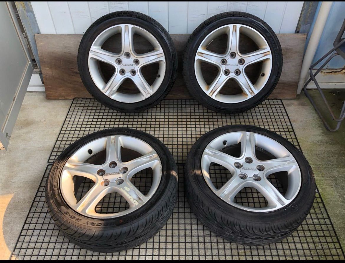 トヨタ アルテッツァ 純正 215/45R17 7J+50 5穴 PCD114.3 17