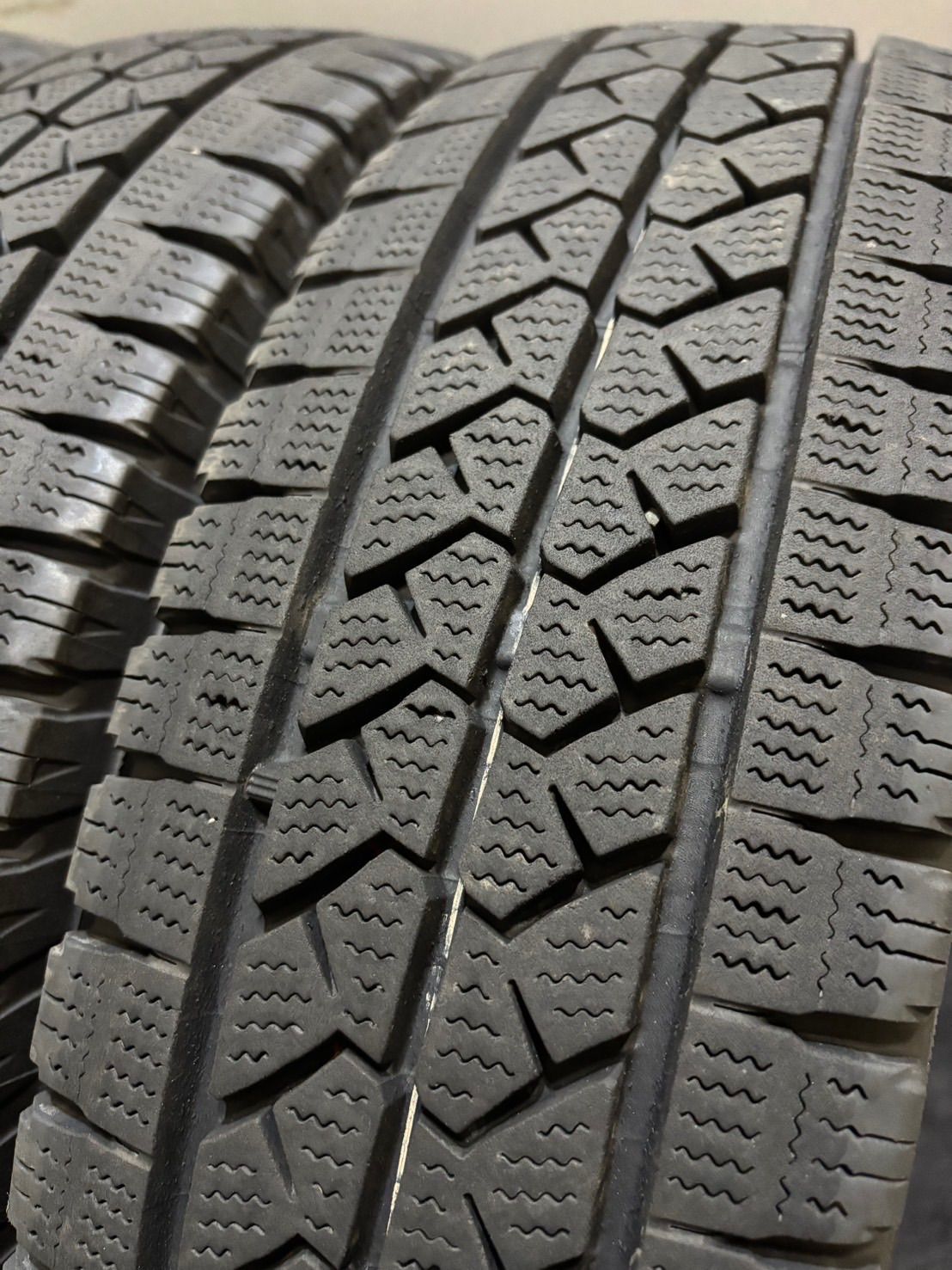 165R14 LT 6PR BRIDGESTONE|VL1 23年製 スタッドレス 4本 ブリヂストン ブリザック ADバン バネット 南2-K419 TRITUETUBI_COM