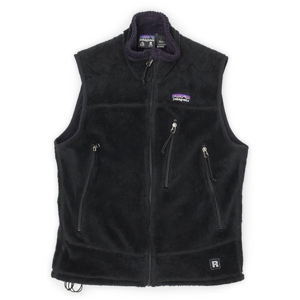 パタゴニア PATAGONIA 00s 2001年製 R4 フリースベスト MADE IN USA アメリカ製 刺繍 ロゴ アウトドア ヴィンテージ 古着 メンズ ベスト ジレ ブラック 黒 S【中古】