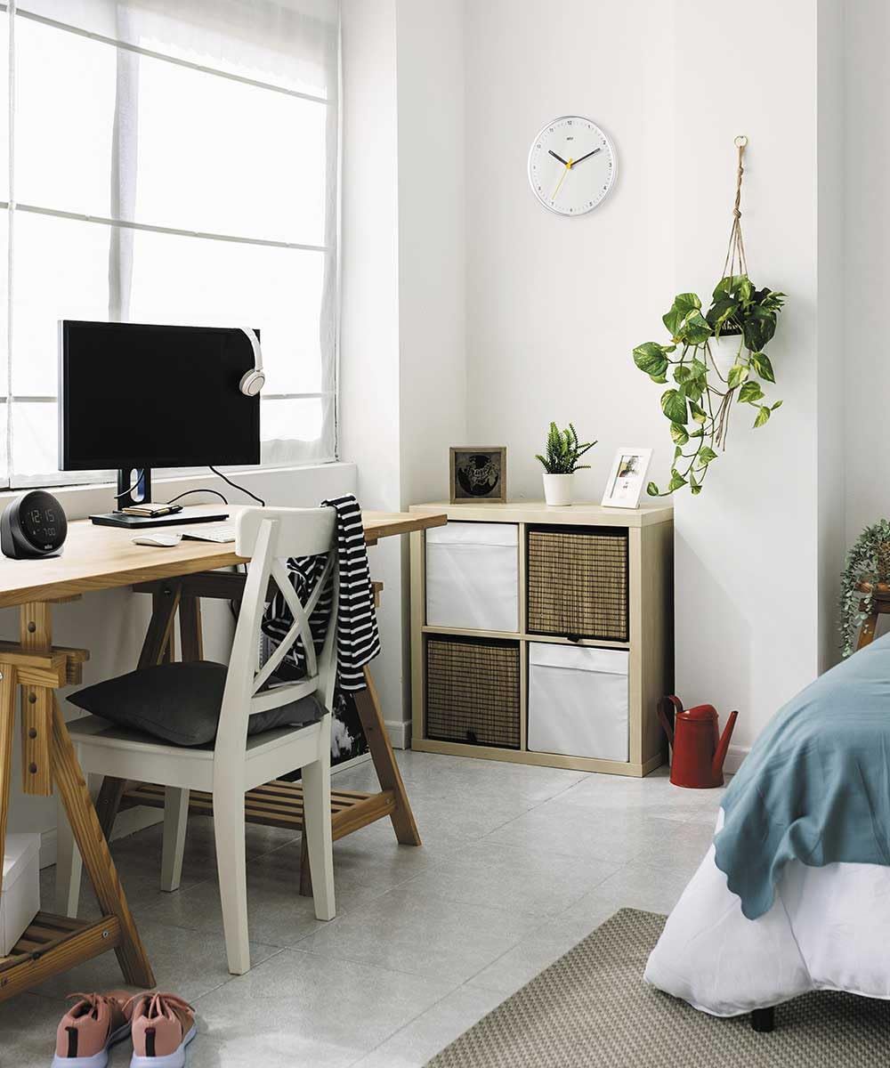 ブラウン アナログ壁掛け時計