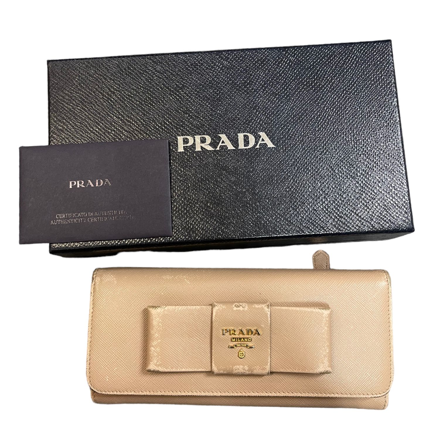 【中古品】PRADA プラダ 1M1132 サフィアーノレザー リボン 二つ折り 長財布 ベージュ レディース財布 箱あり L42423RK