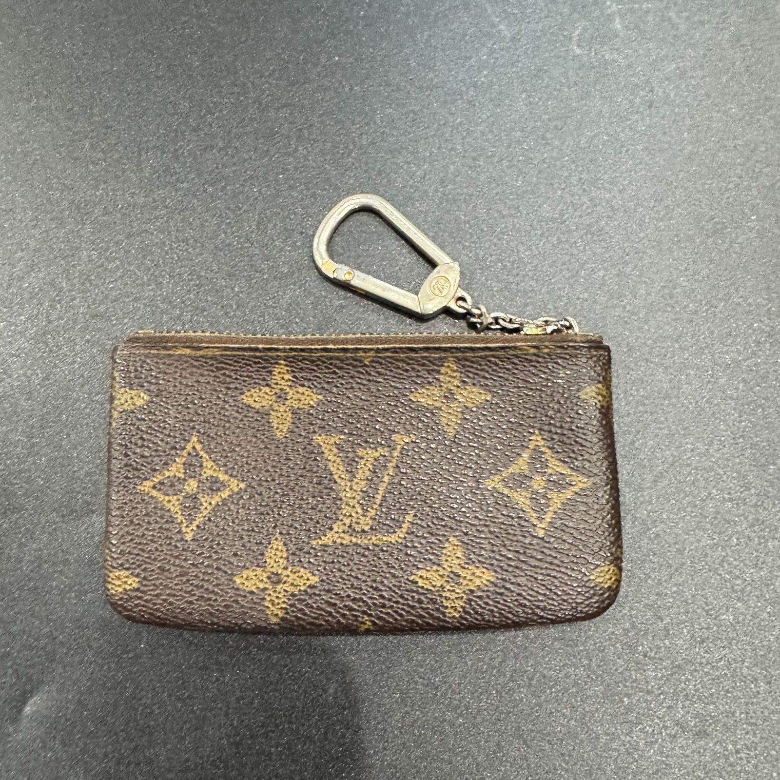 ルイヴィトン モノグラム ポシェットクレ B25061576