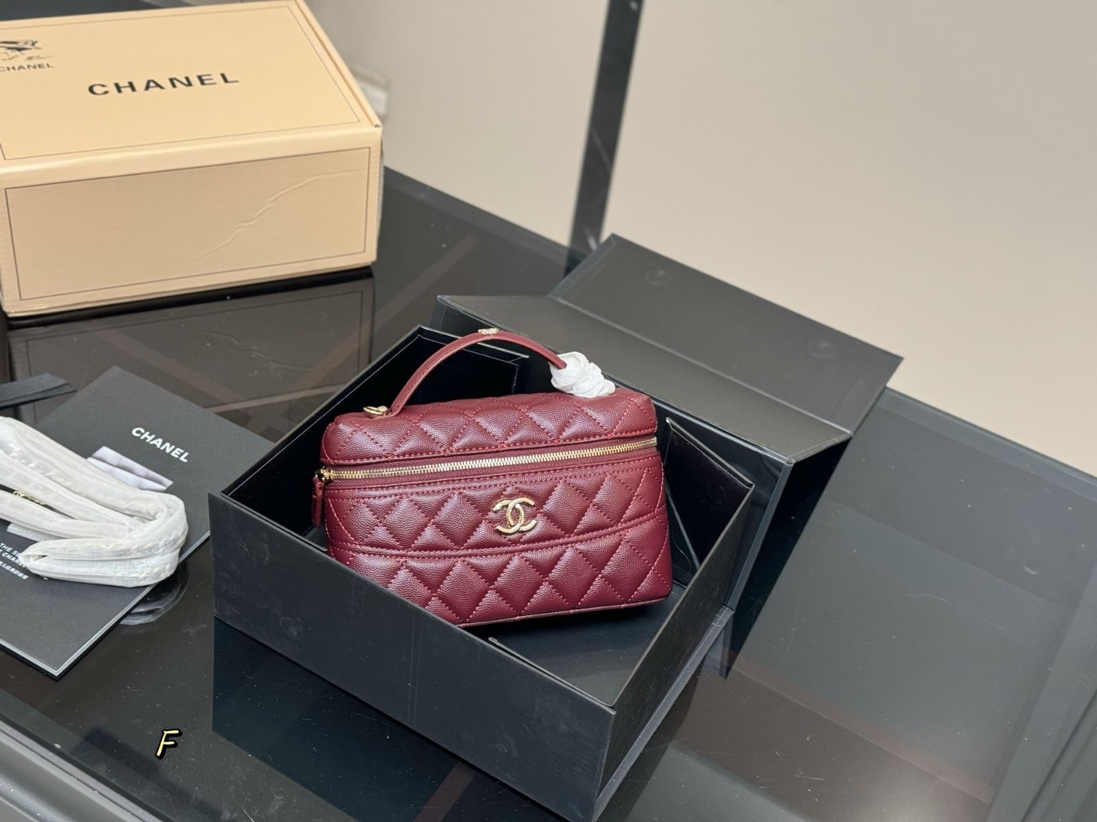 お出かけにも♪【CHANEL】ホーボーバッグ クロスボディバッグ 楽天市場】シャネル ホーボーの通販