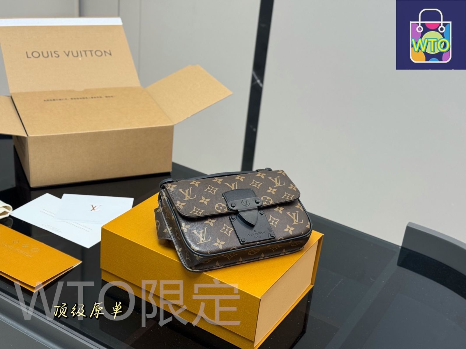 ルイヴィトン　ホリデー限定　バッグ等の箱9箱　大サイズ、中サイズ 今日特価】Louis Vuitton ルイヴィトン ウエストバッグ