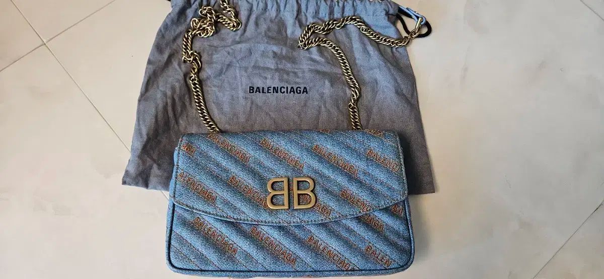 BALENCIAGA バレンシアガ bb チェーン ショルダーバッグ クロスバッグ