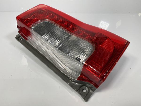 美品/破損キズなし タント LA600S LA610S 後期 純正 右テールランプ テールライト 右テール RH LED 81551-B2350  220-51391 - メルカリ