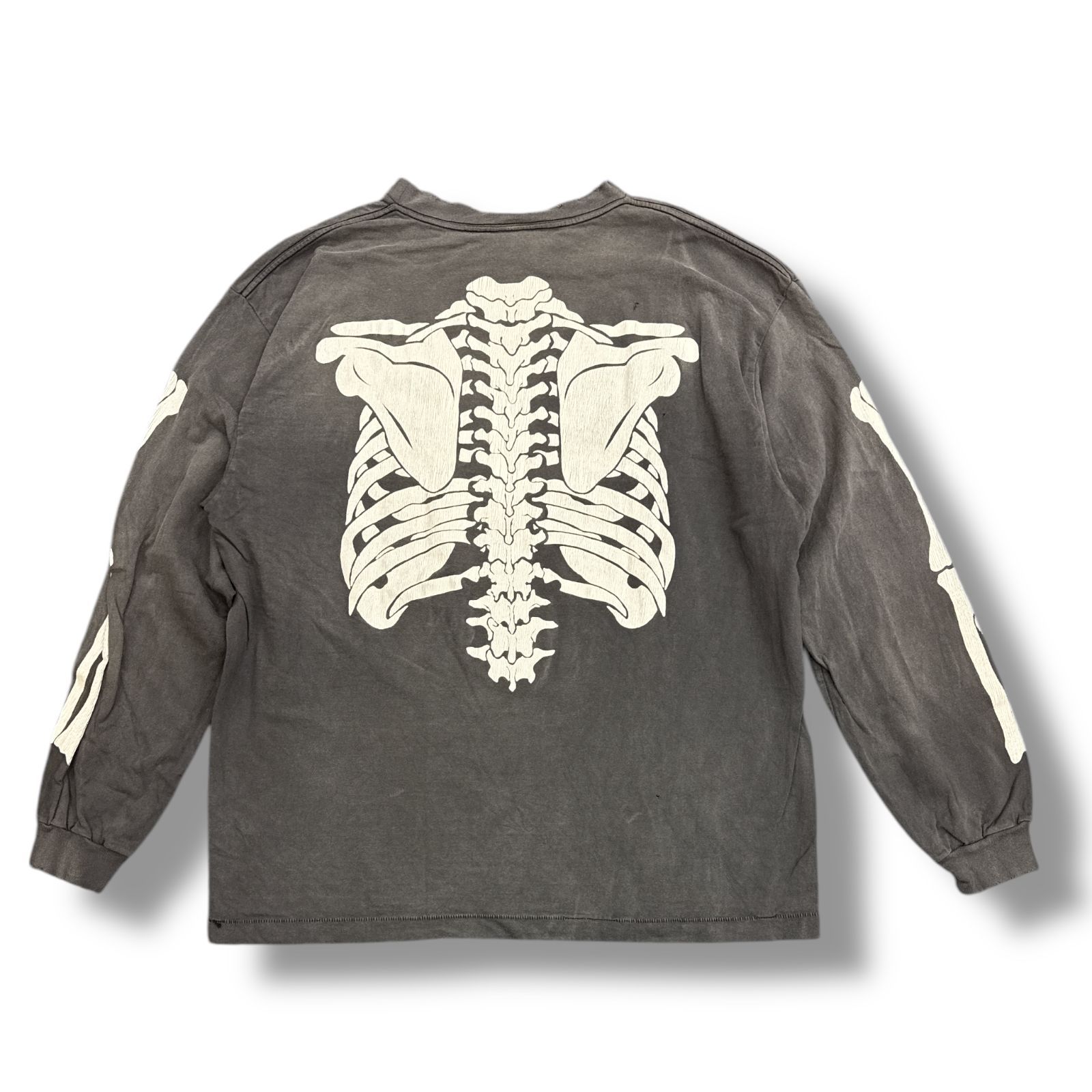 【使い勝手の良い】 Bone 22AW Vlone × Michael Saint L/S ロング ボーンプリント T トップス