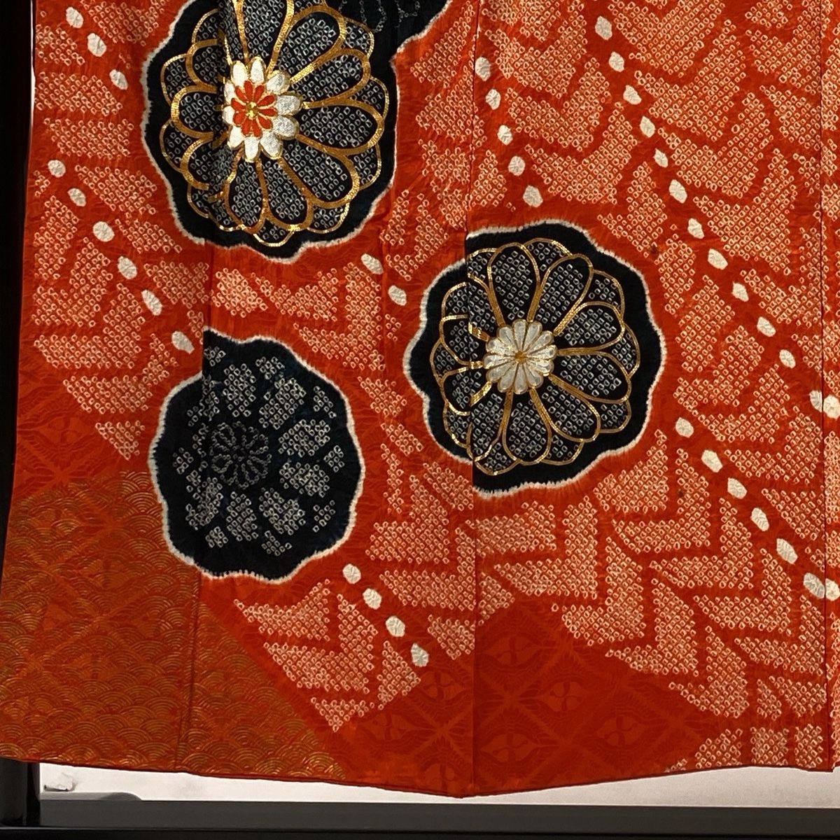振袖 身丈152cm 裄丈65cm M 袷 花 青海波 金糸 絞り オレンジ 正絹 秀品
