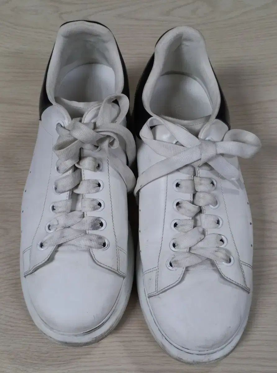 【雷市場（ポンジャン）商品韓国直送】 alexander mcqueen(アレキサンダーマックイーン) メンズスニーカースニーカー 45 サイズ