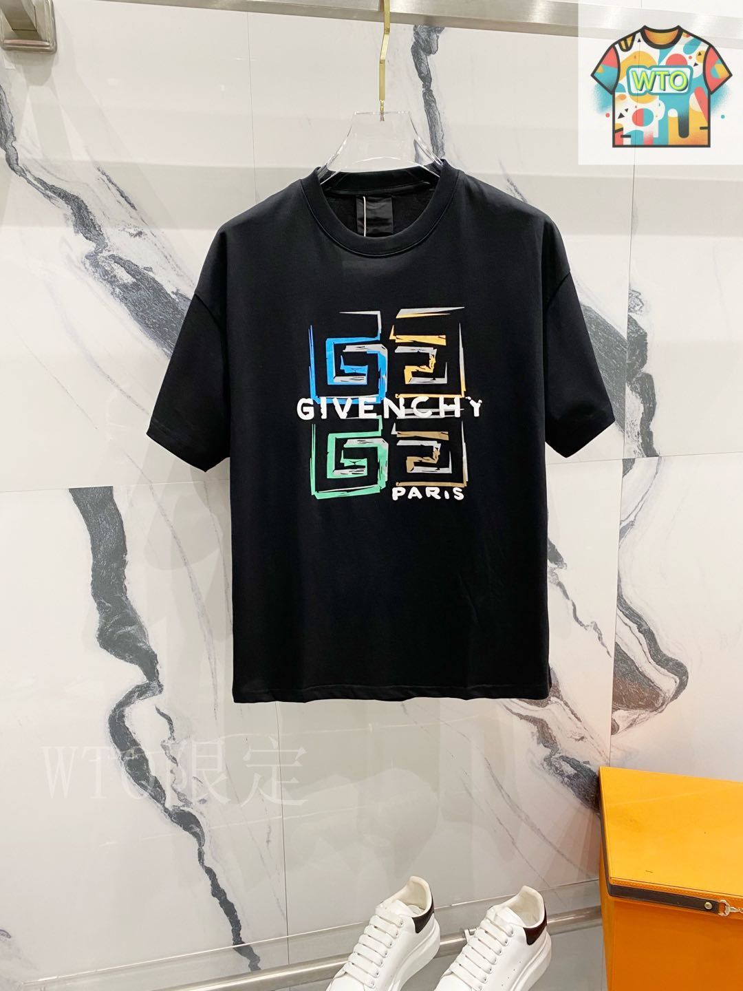 GIVENCHY カラフルTシャツ XS 今日特価】GIVENCHY カラフルロゴ T シャツ-3 - メルカリ