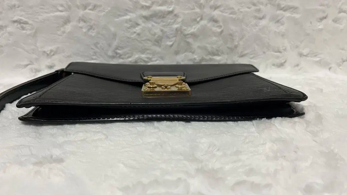 新品　未使用　SERAPIAN ポシェット　ラベンダー 新品 未使用 SERAPIAN ポシェット ラベンダー