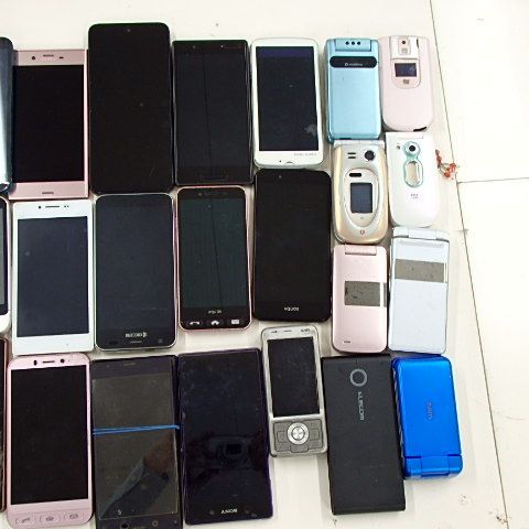 『3年保証』 ガラケー ジャンク品】携帯電話 スマホ 他 Xiaomi アンドロイド スマートフォン本体