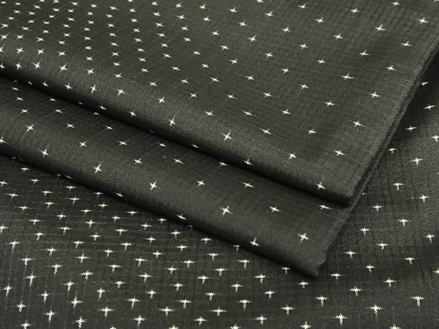 平和屋着物●本場大島紬　一元絣　黒地　正絹　逸品　AAAT0601zg 平和屋着物○本場大島紬 一元絣 黒地 正絹 逸品 AAAT0601zg - メルカリ