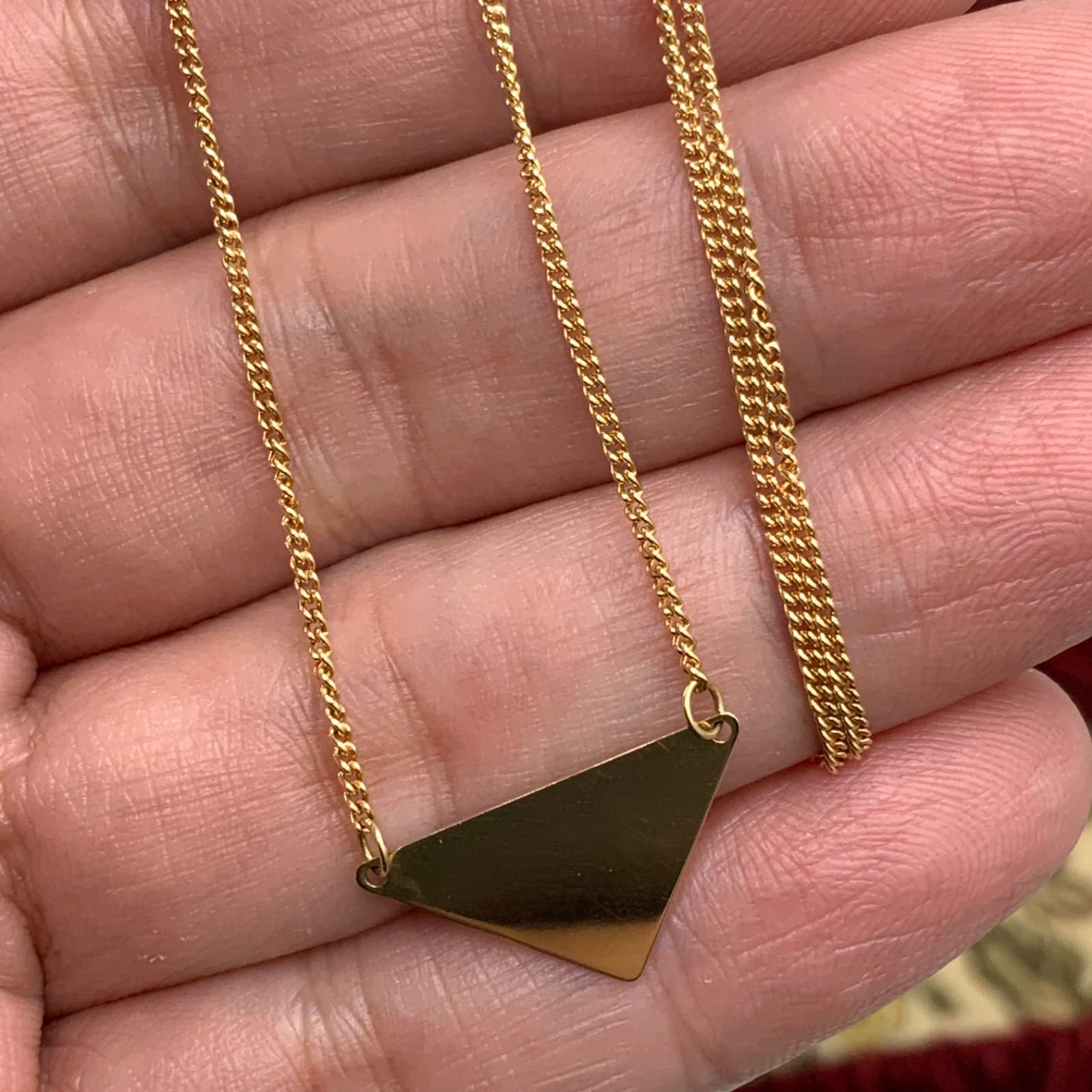 プラダ　ミニトライアングル　ネックレス　750 18金　箱 プラダ ミニトライアングル ネックレス 750 18金 箱