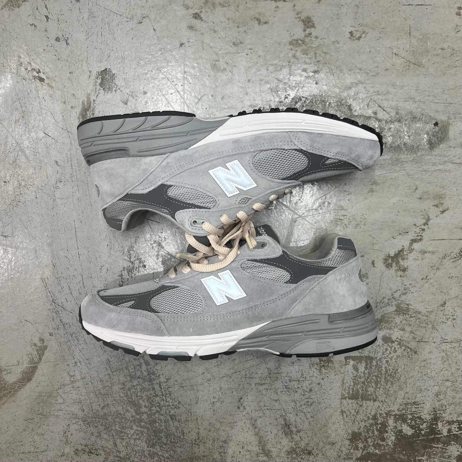 New Balance 993 Gray スエード スニーカー ニューバランス 30cm 