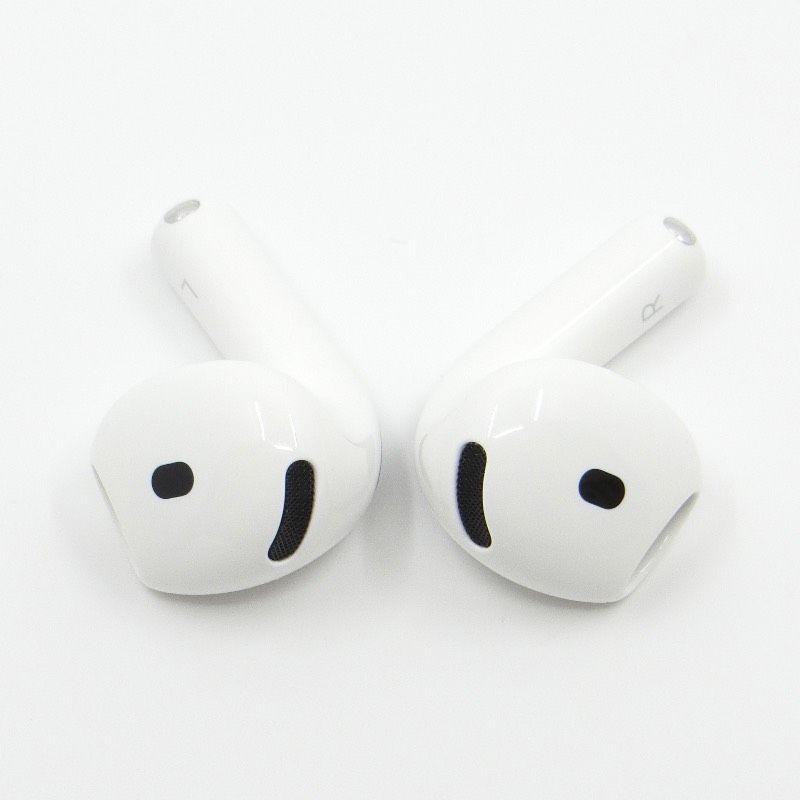 AirPods4 ノイズキャンセリング非搭載モデル【美品】 アップル AirPods 4 （エアーポッズ 4） 【ノイズキャンセリング