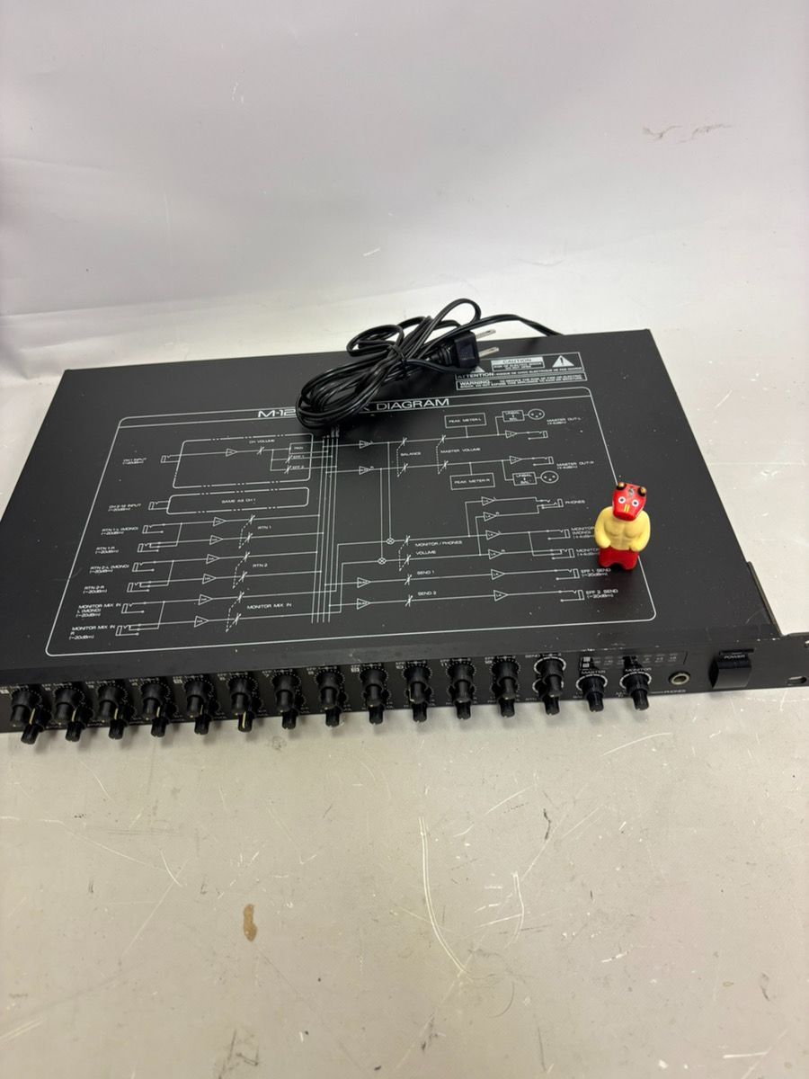 Roland ローランド M-120 ラインミキサー 12ch ラックマウント 動作品】Roland M-120 ラインミキサー 12ch ラックマウント