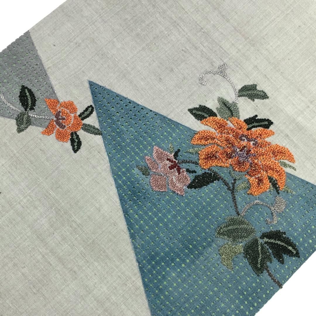 名古屋帯 紬 花柄模様 相良刺繍 汕頭刺繍 絹鼠色 O-5491
