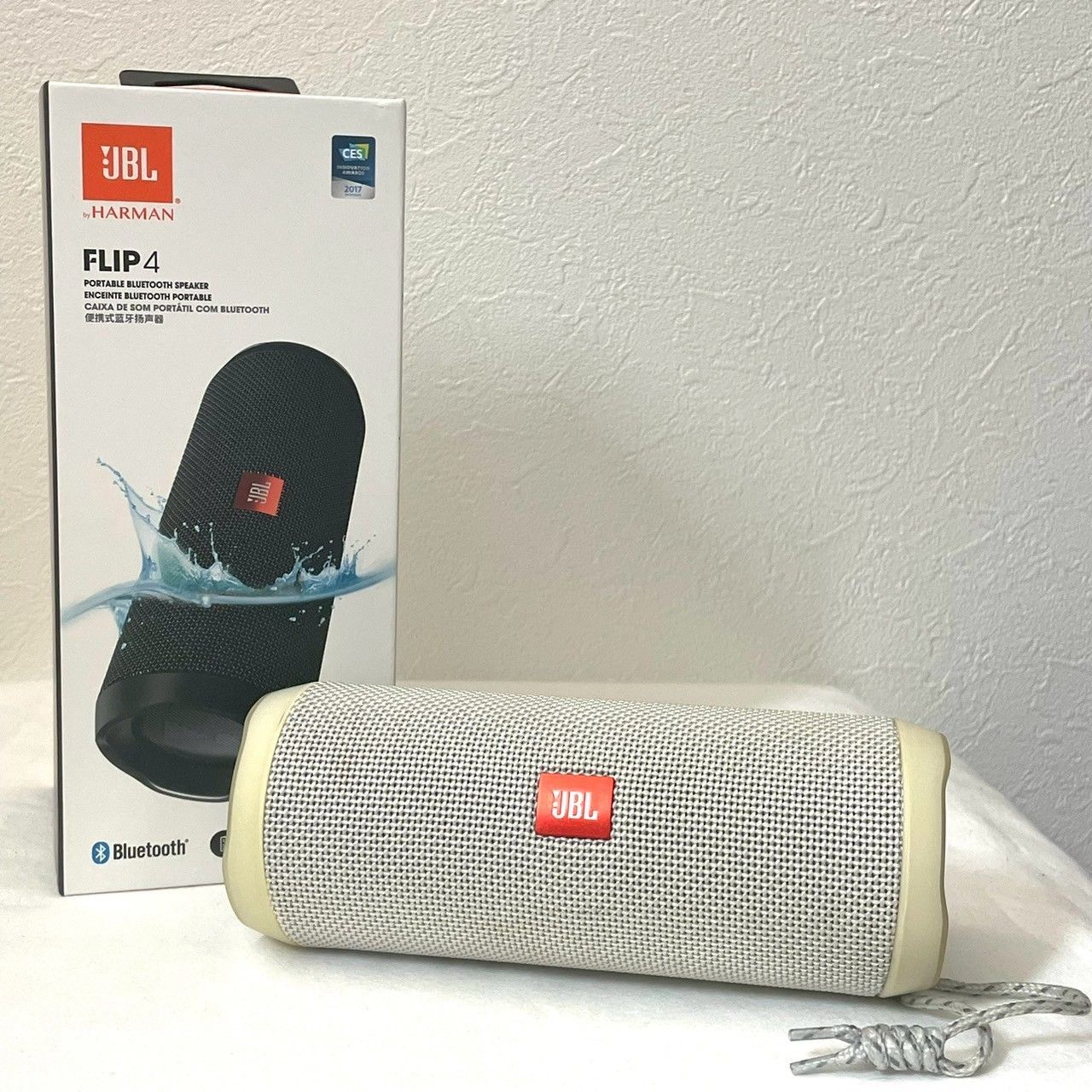 良品】JBL/FLIP4/Bluetoothスピーカー/ホワイト/箱/付属品完備
