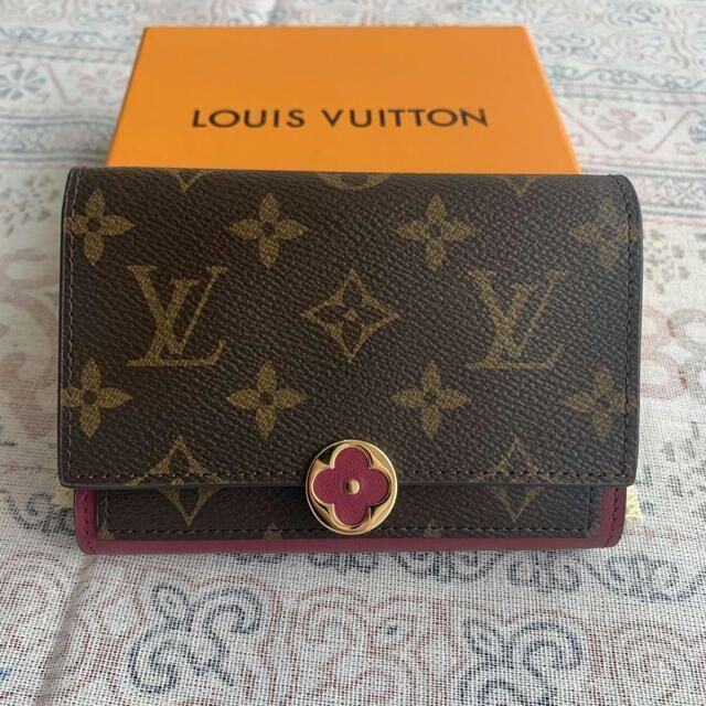 ルイヴィトン 二つ折り財布 LV ヴェルティカル ウォレット