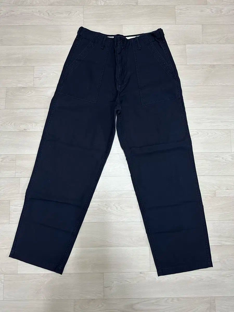 Khakis カーキ stock pant g2 ネイビー L