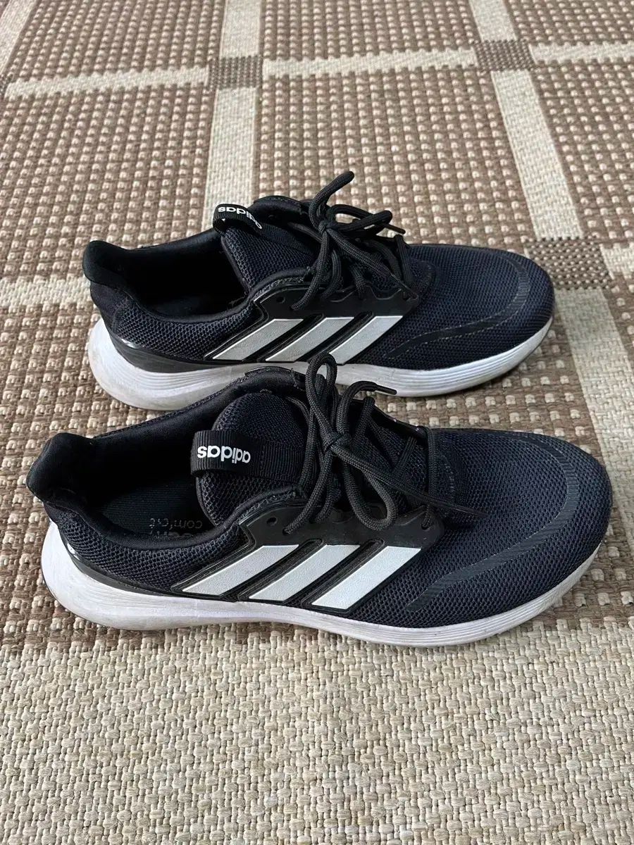 7~10日以内発送 雷市場（ポンジャン）商品韓国直送】adidas(アディダス) スニーカー