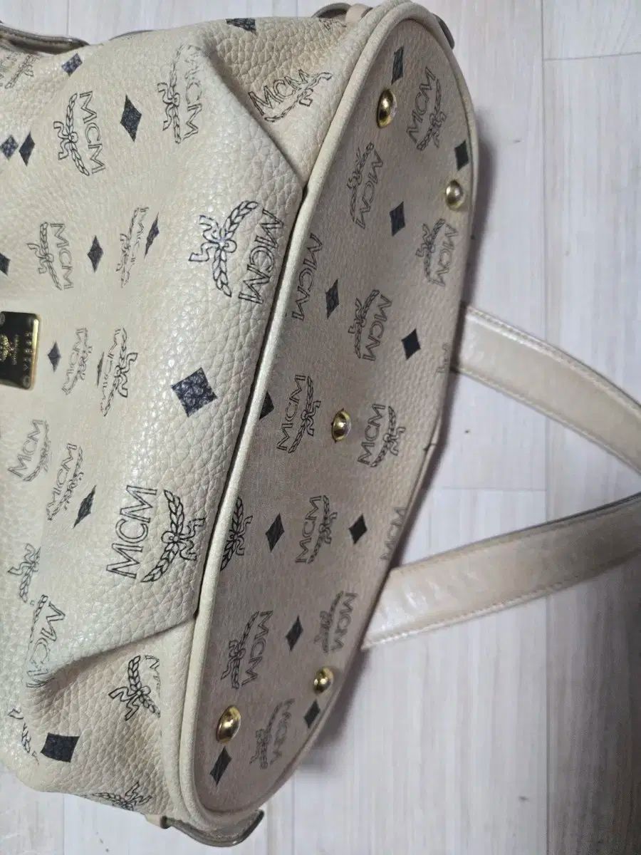 ショルダーバッグ