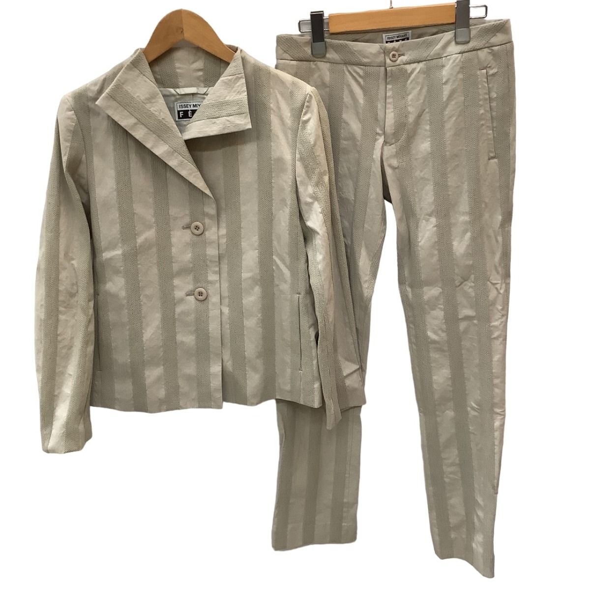 ♪♪ISSEY MIYAKE イッセイミヤケ レディース セットアップ