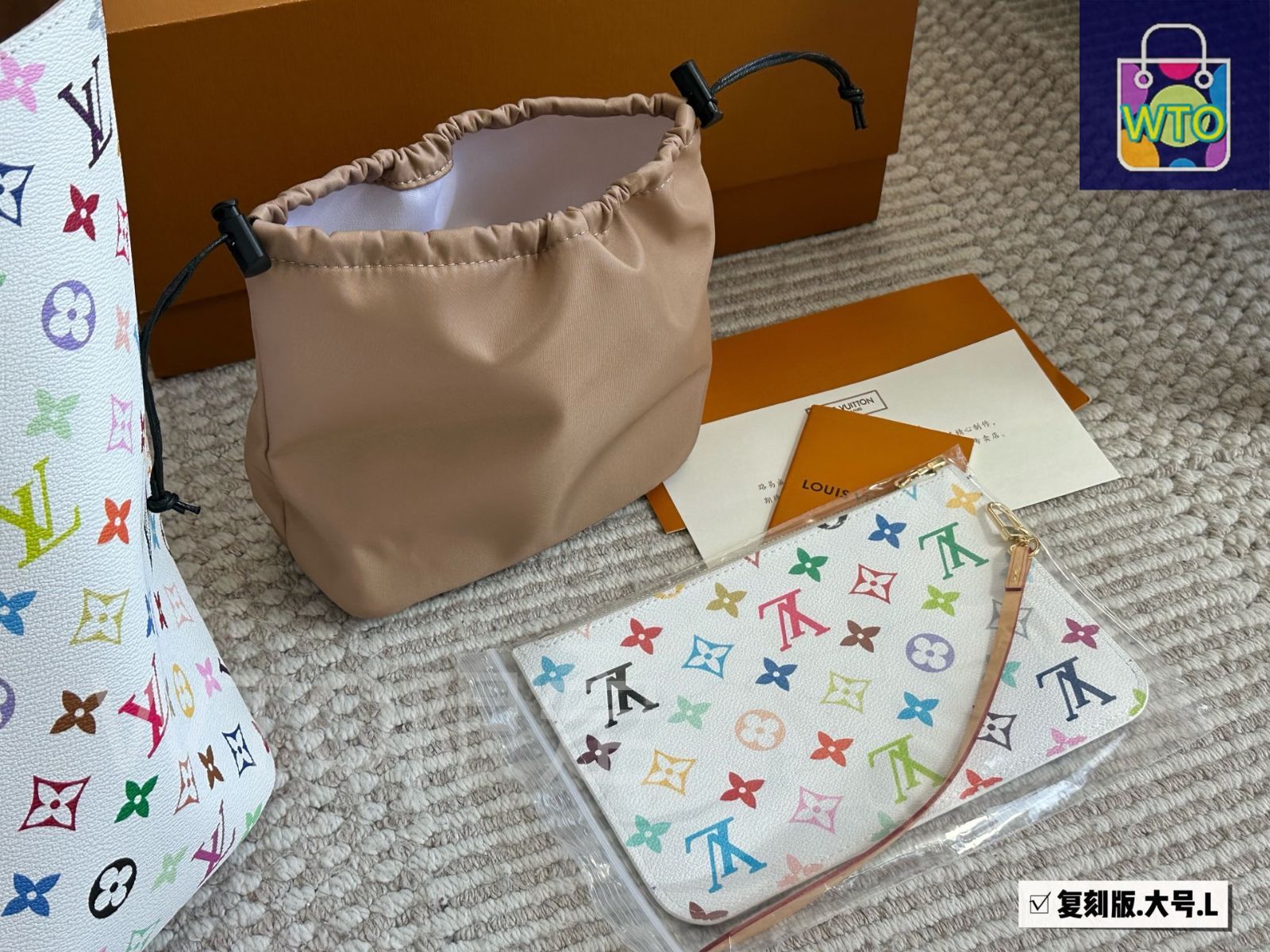 マ*ー様 【訳、難あり】 LOUISVUITTONキャデバッグフード付属 マ*ー様 【訳、難あり】 LOUISVUITTONキャデバッグフード付属 訳