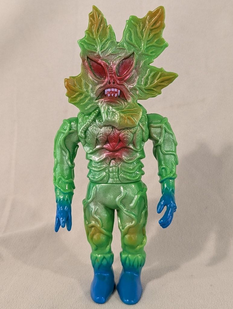 日本限定  Draculazer 枯れ葉怪人 sakura Ver. DEAD LEAF Draculazer 枯れ葉怪人 - DRACULAZER 枯れ葉 緑成型 Sakura
