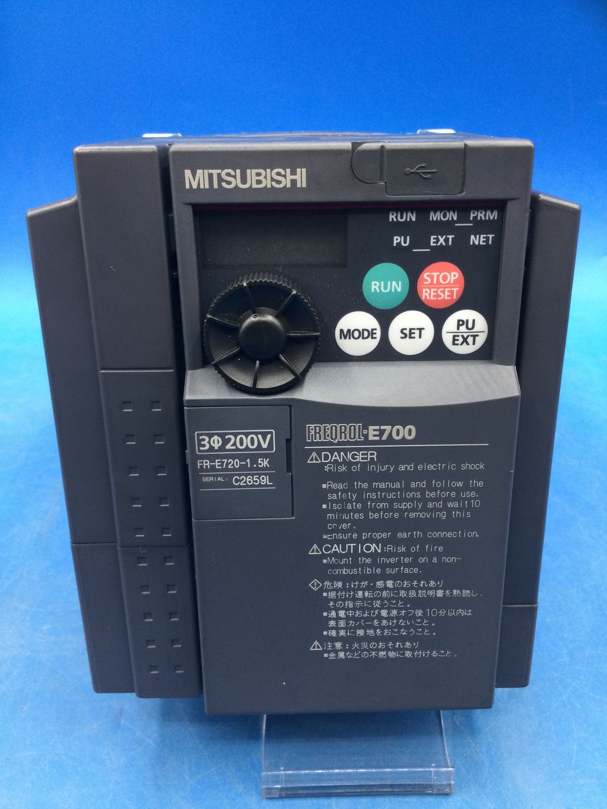 ○三菱電機 パワフル小型インバータ FREQROL-E700シリーズ 三相200V FR