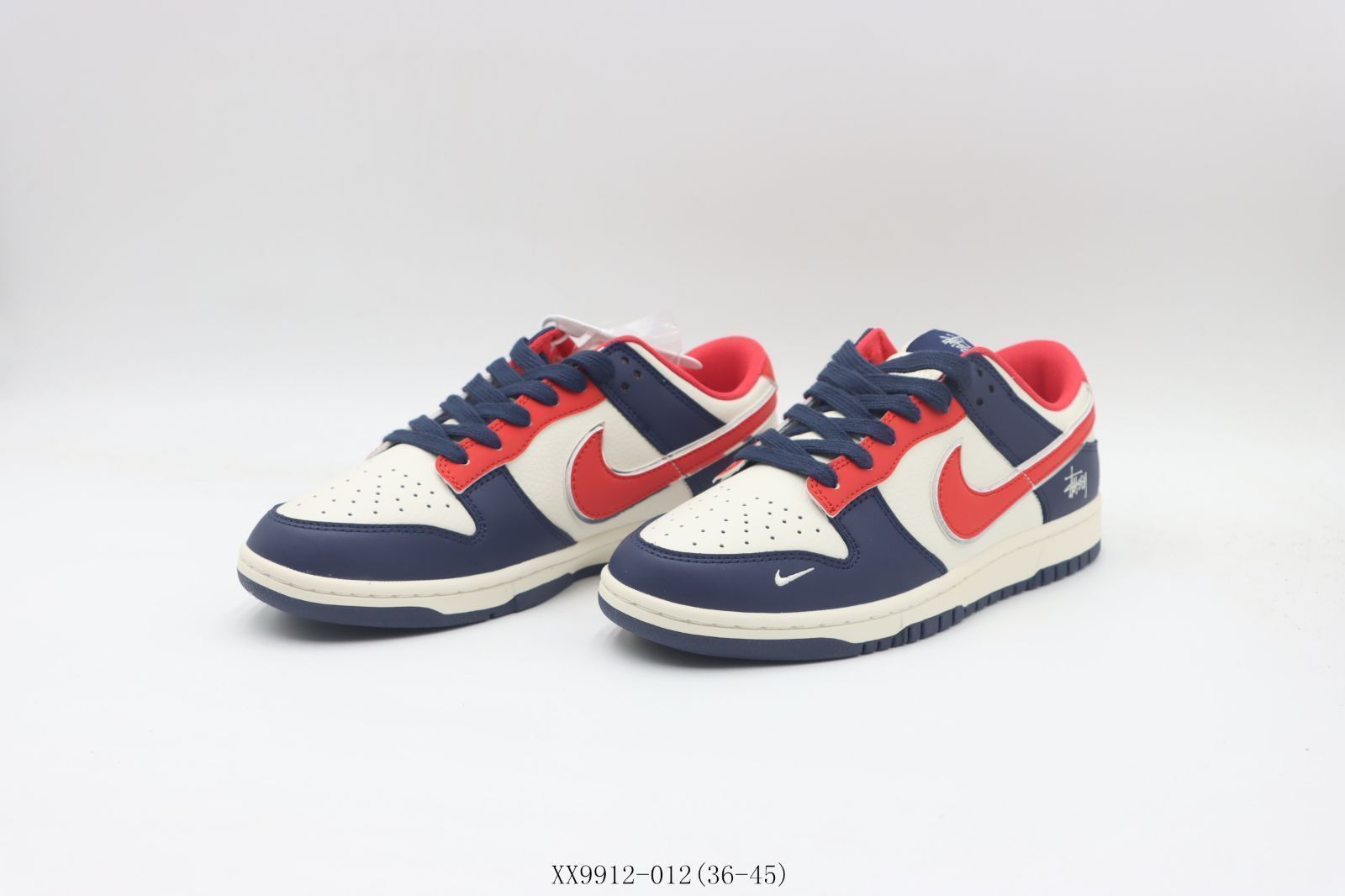 ナイキ スケートシューズ