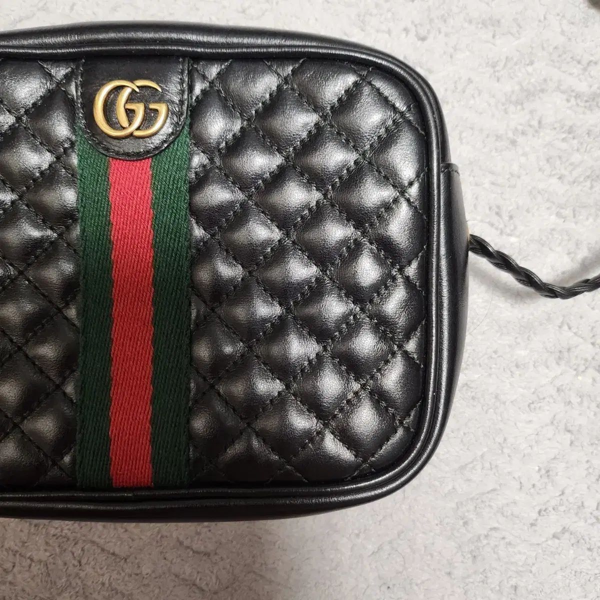 GUCCI