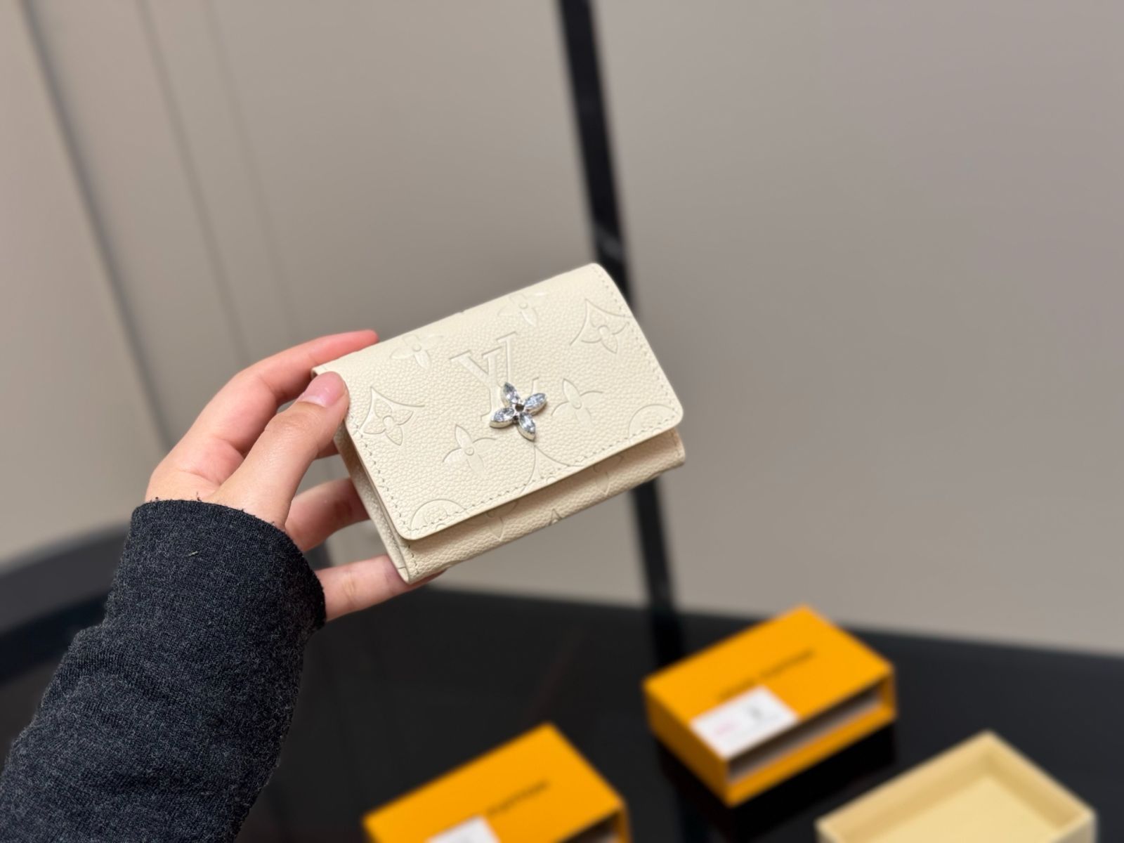 19AW LOUIS VUITTON ルイヴィトン ブラウス Louis Vuitton(ルイヴィトン) ブラウス・シャツ(レディース