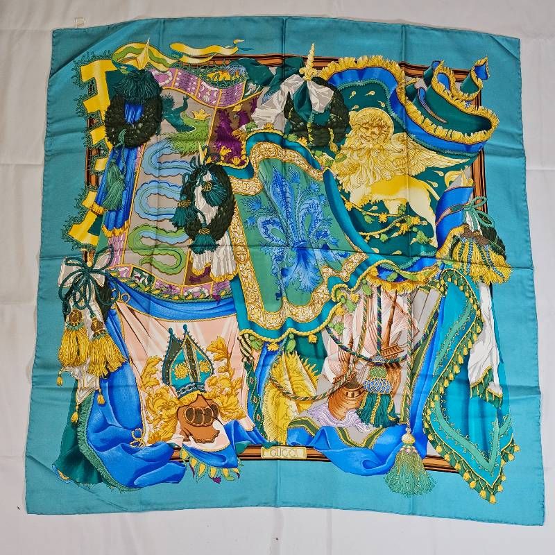 GUCCI グッチ 大判 スカーフ 85cm シルク100% ターコイズブルー - メルカリ