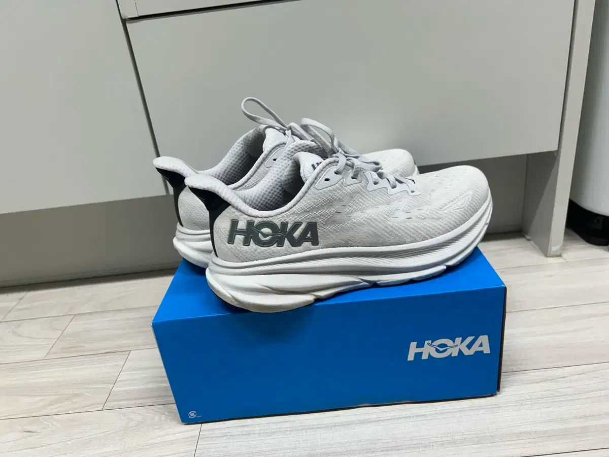 HOKA ONE ONE ホカオネオネ クリフトン 9 265