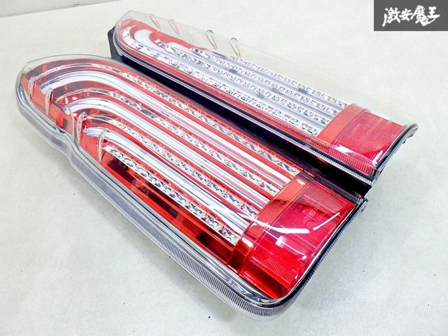 ハイエース LED 200系 EAGLE EYES TY788 イーグルアイ 200系ハイエース用イーグルアイズLEDテールランプ 左右セット