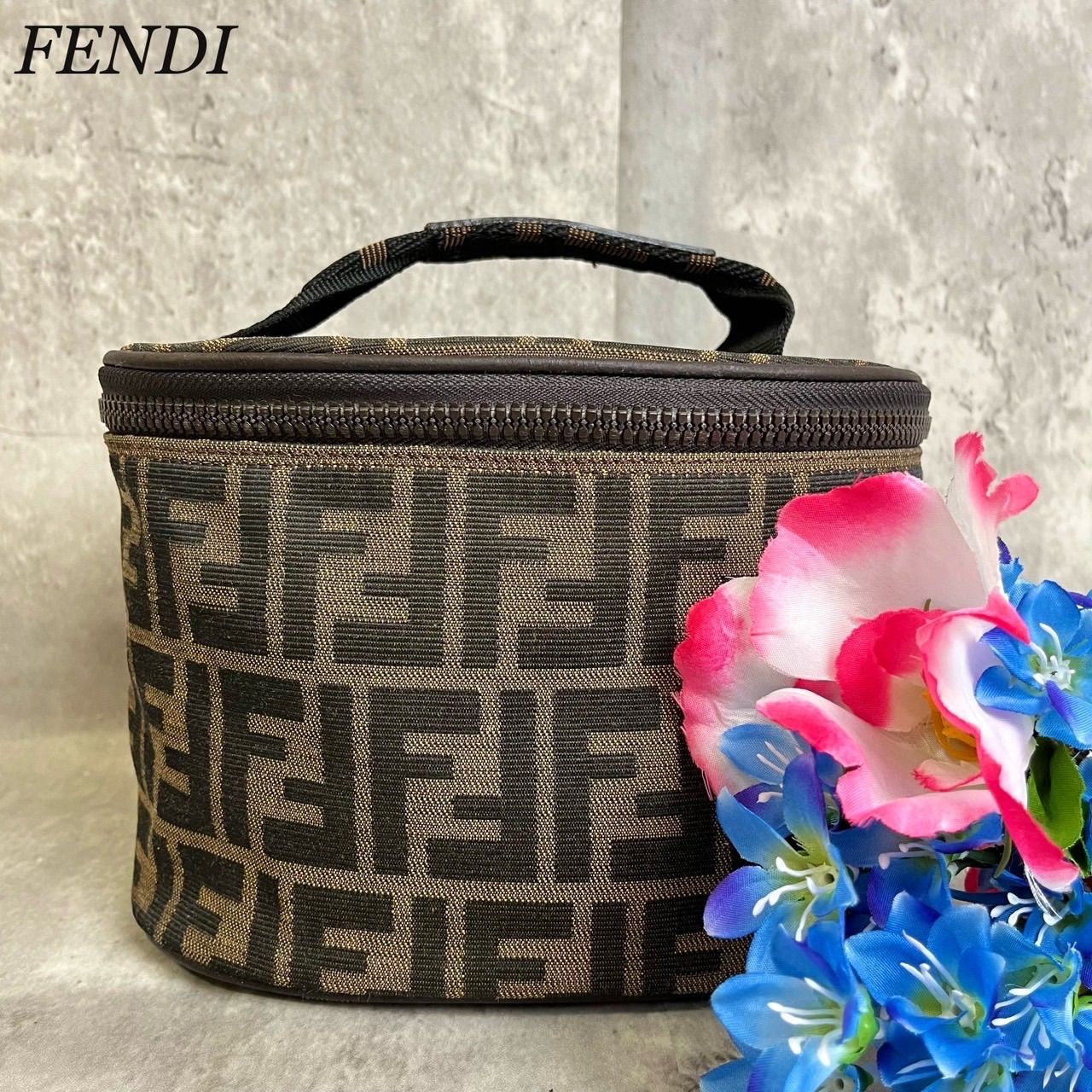 美品【FENDI】ミニトートバッグ　ズッカ柄　キャンバス　ポーチ付き 良品】FENDI キャンバスズッカ柄ミニバッグミニバニティ総柄