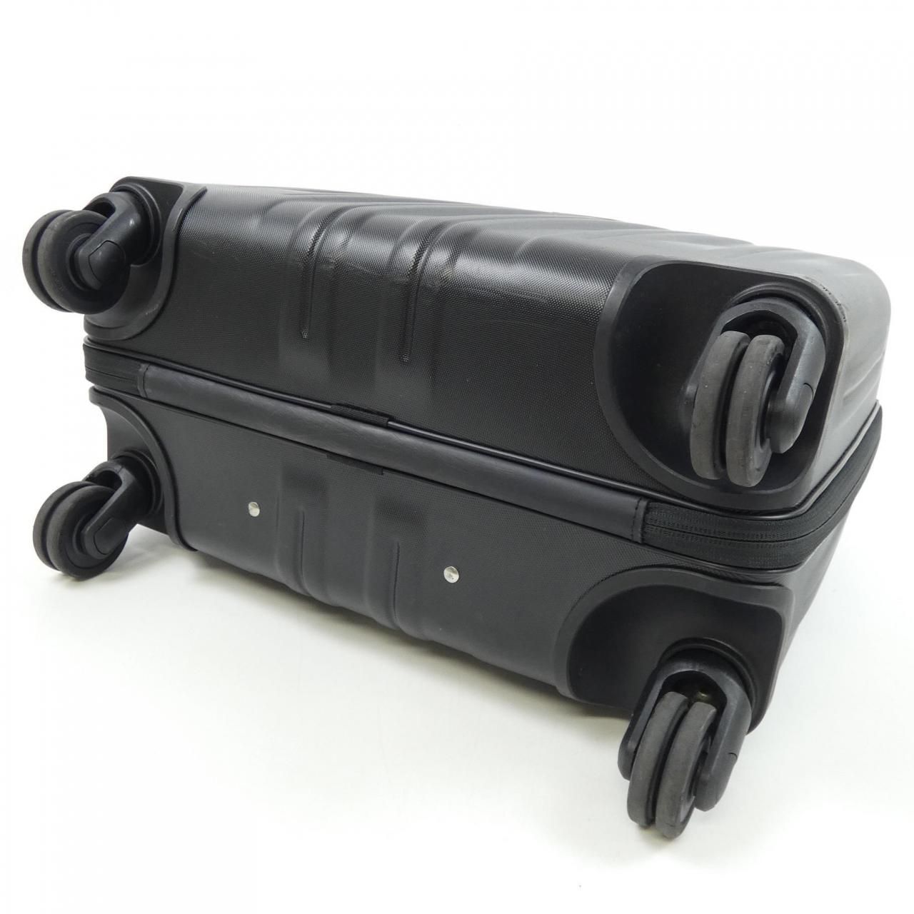 トゥミ TUMI