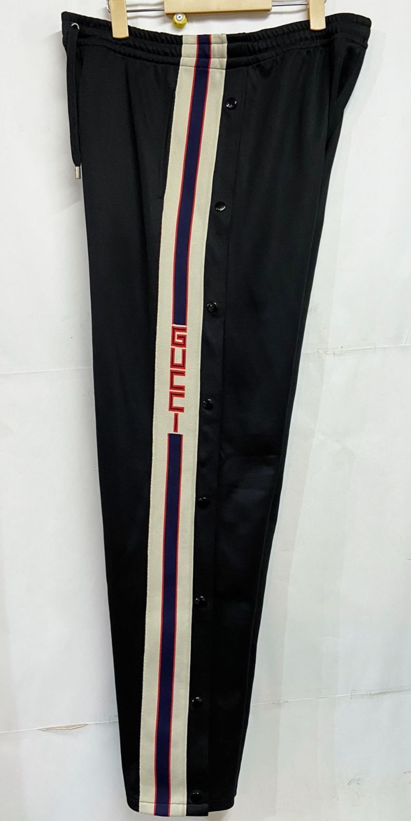 【関税込み】gucci Suede pants Gucci Suede Pants ボトムス 通販 | italist