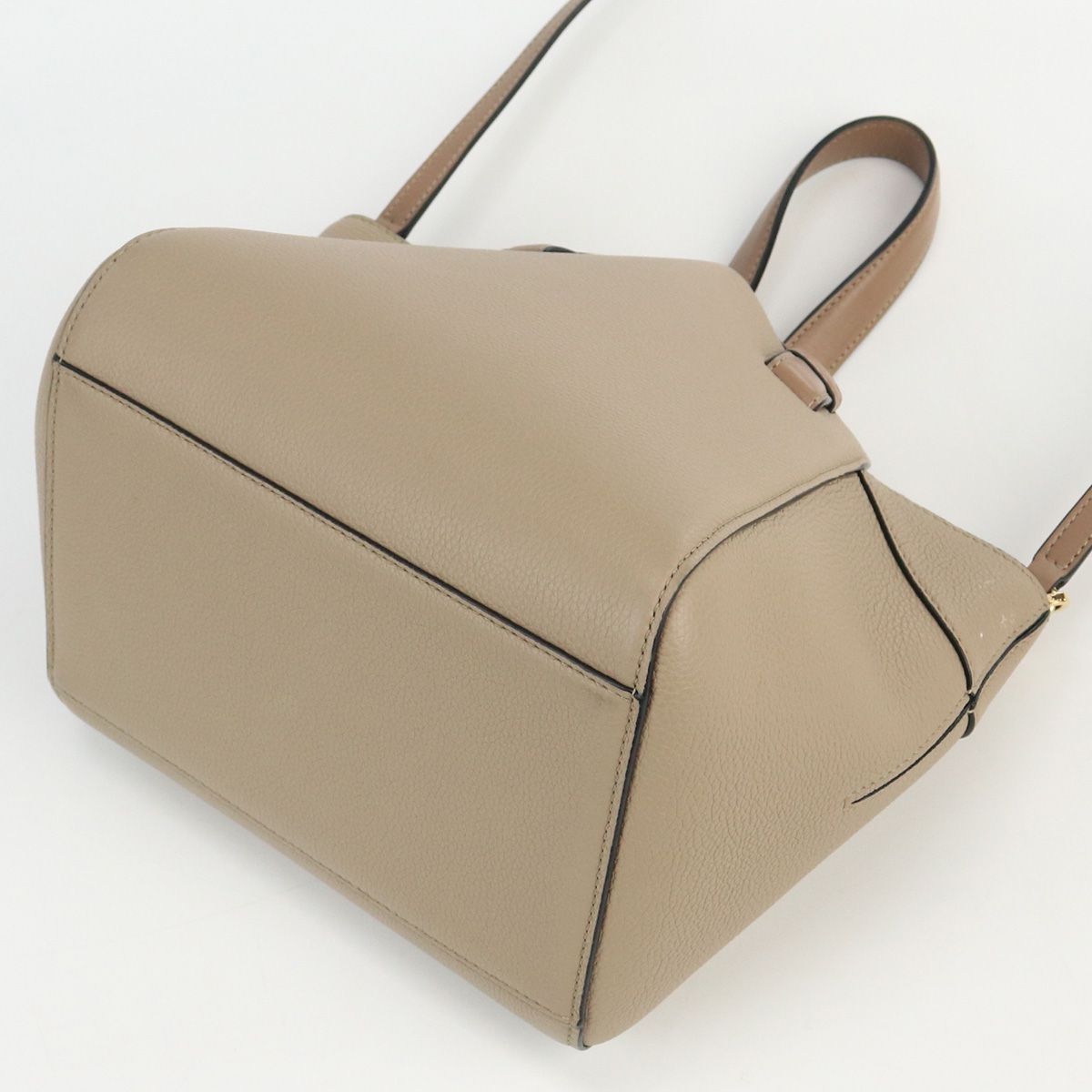 LOEWE ロエベ ハンモックナゲット A538H04X02 ハンドバッグ レザー【中古】 レディース