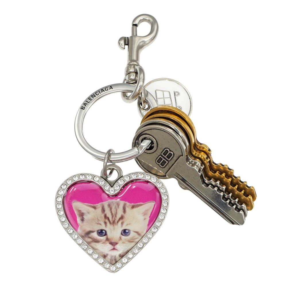 【美品】バレンシアガ キーホルダー 名東】バレンシアガ チャーム キーリング Heart ハート 829000