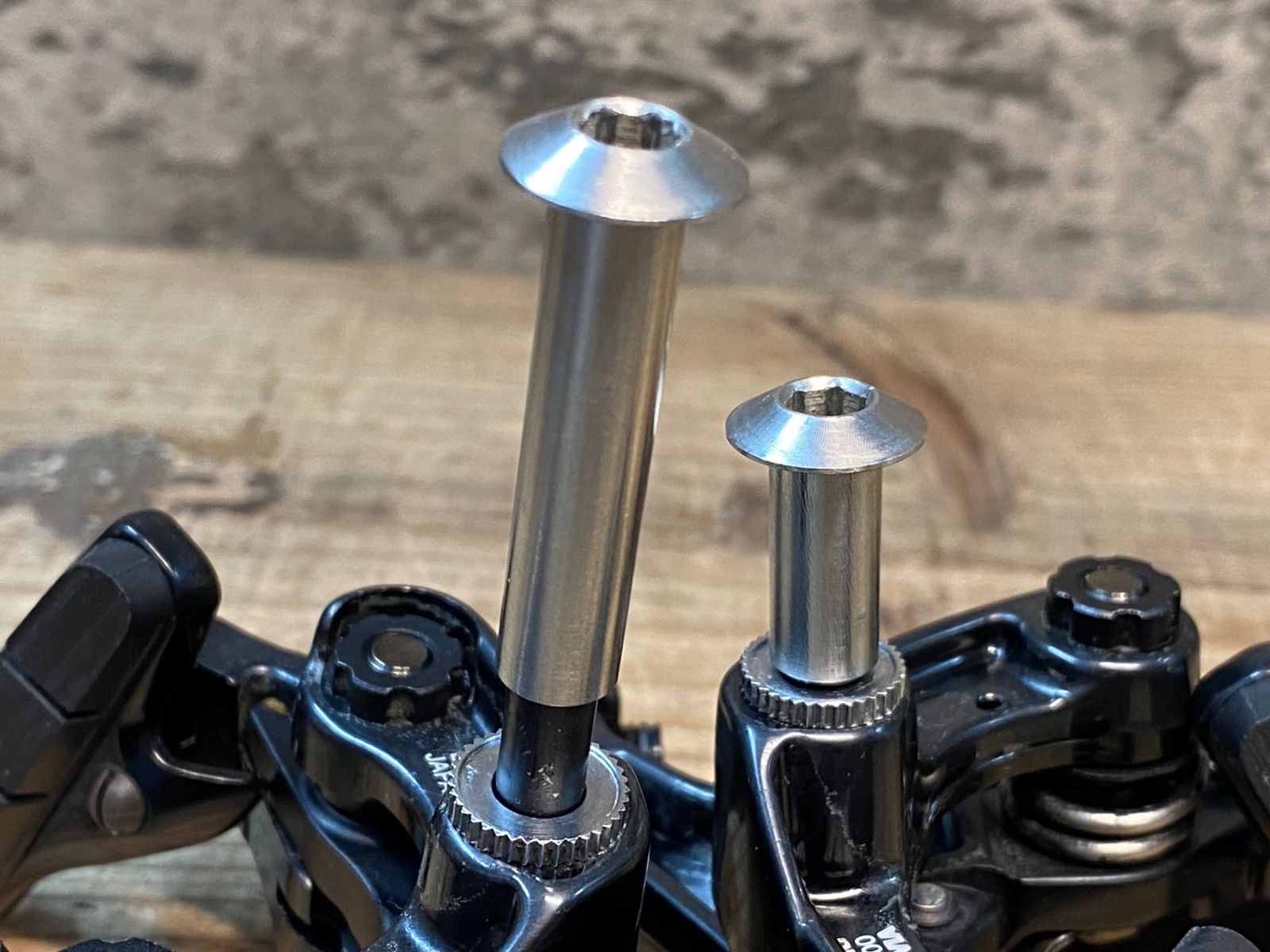 JB791 シマノ SHIMANO デュラエース DURA-ACE BR-R9100