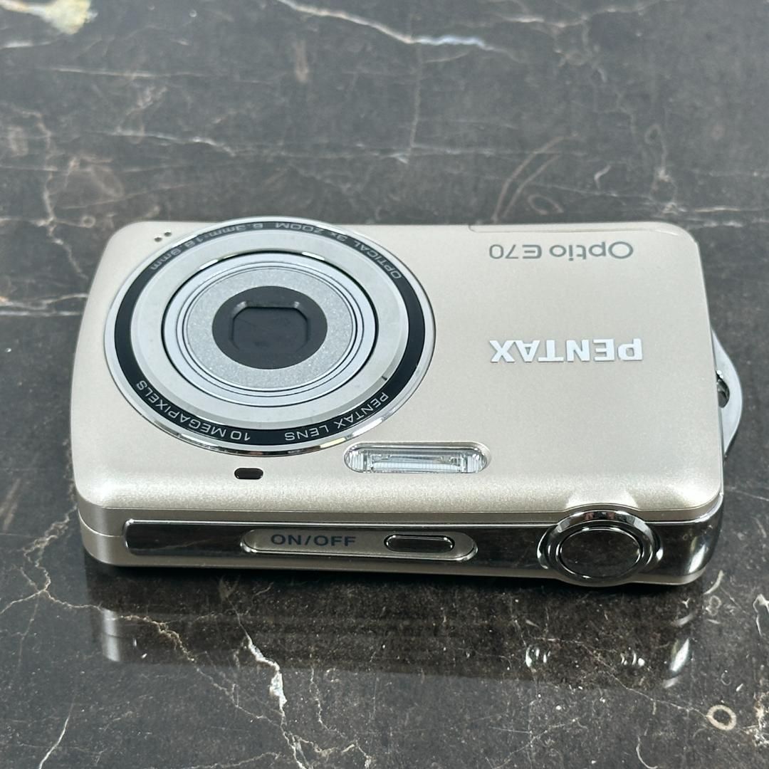 PENTAX - 【ケース付き】PENTAX Optio E70 単3電池駆動 美品】PENTAX optio E70 単3電池駆動 コンデジ デジカメ 動作